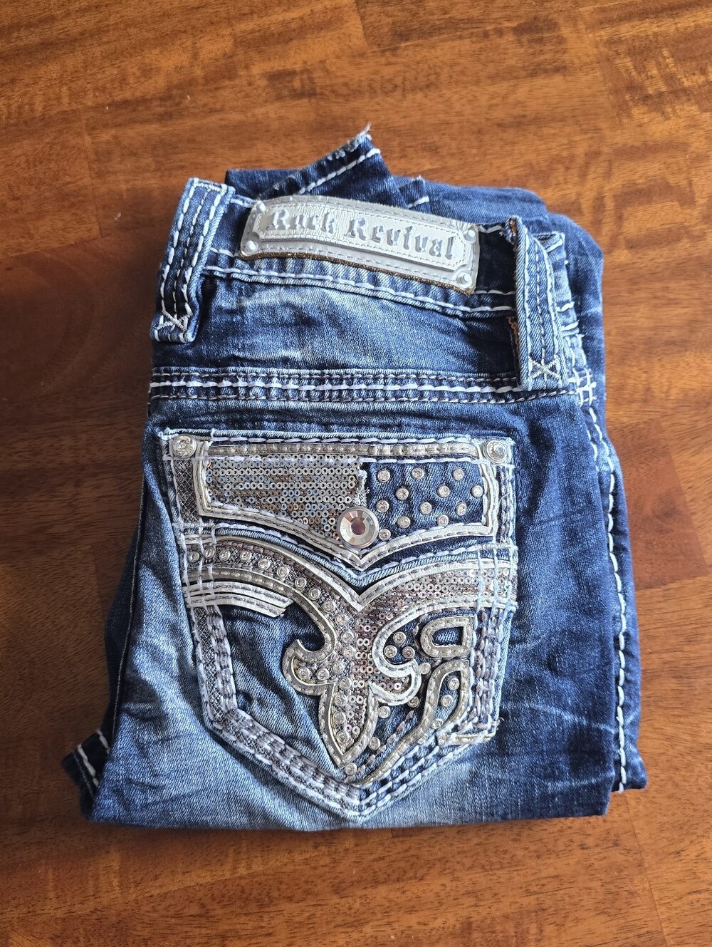 Rock Revival Amberlight Mid Rise Skinny Jeans with Embellished Back Pockets
